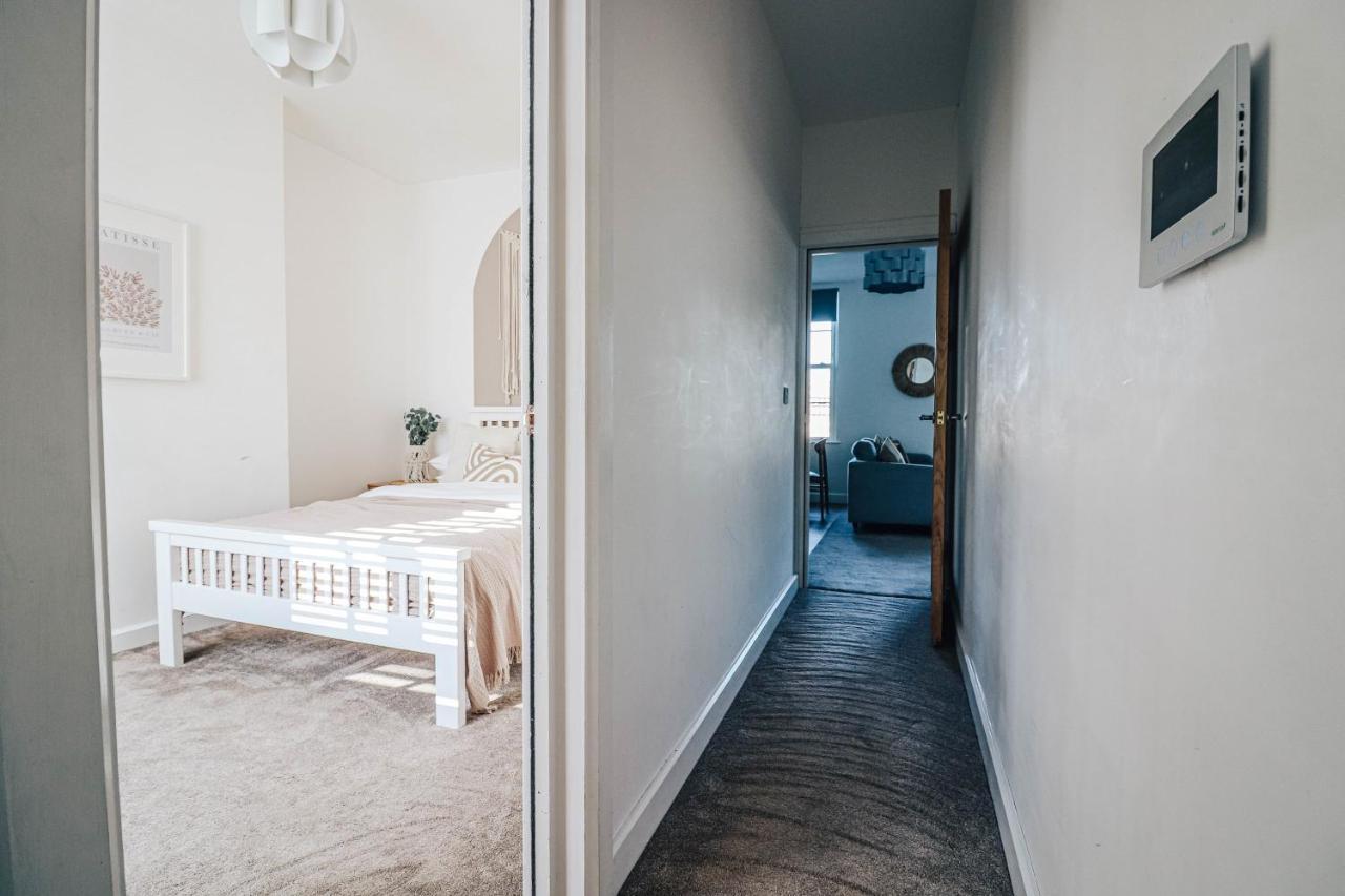 Principality View Apartment Two, By Solace Stays Cardiff Exterior foto