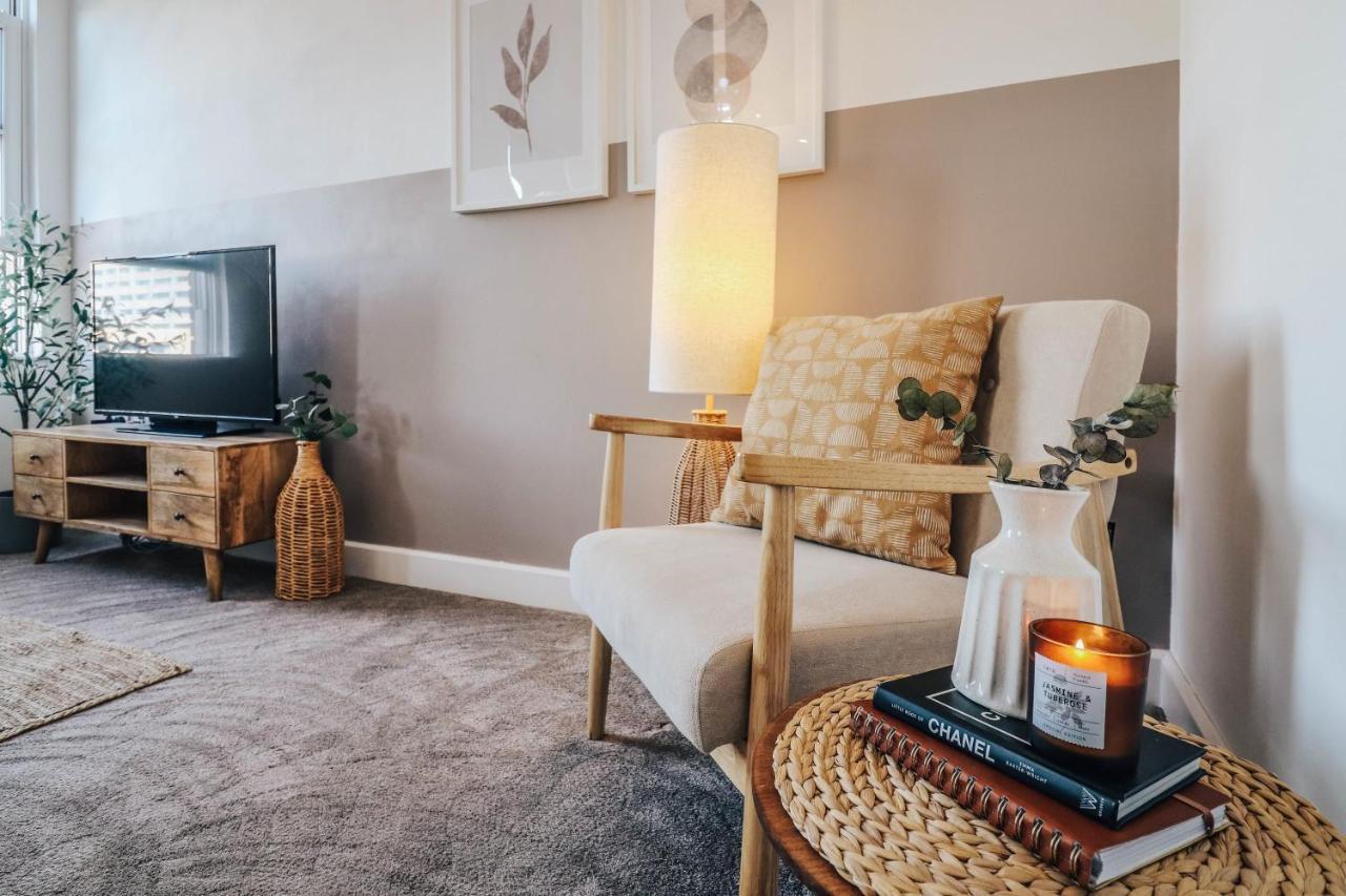 Principality View Apartment Two, By Solace Stays Cardiff Exterior foto